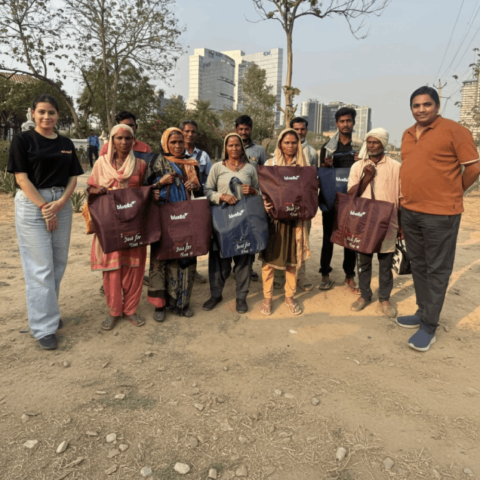 Labor Day – Gift Distribution Program (2)