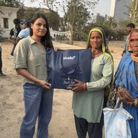 Labor Day – Gift Distribution Program (4)